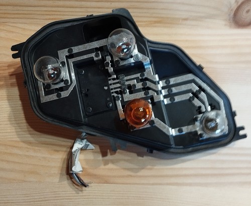 Platine porte ampoule