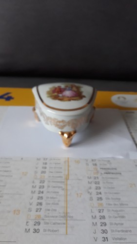 Petite boite bijoux - boite, a