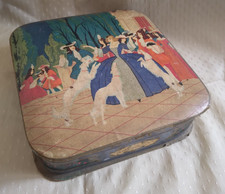 Ancienne boîte en carton " A