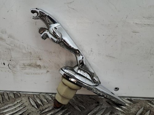 Sigle calandre jaguar - calandre,