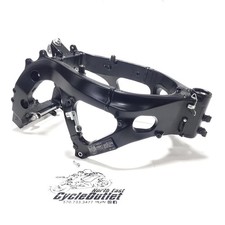 2022 11-25 SUZUKI GSXR600