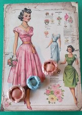 VINTAGE BUTTONS ON CARD DIAMETER 2.4 CM AND 1.8 CM