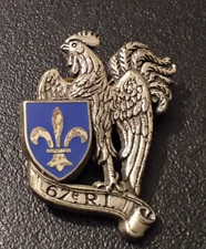 Insigne Armée Militaire 67èm R.I Régiment d’Infanterie Signé Ballard H551 (C10)