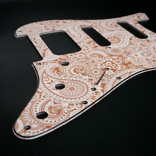 Pickguard fender strat - fender,