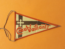 fanion COEURS VAILLANTS magazine BD revue - TINTIN HERGE....