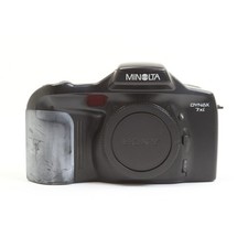 Minolta Dynax 7Xi + Très Bien (272716)