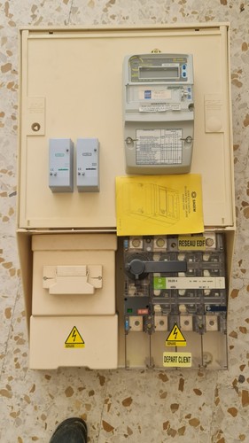 Coffret électrique avec - coffret,