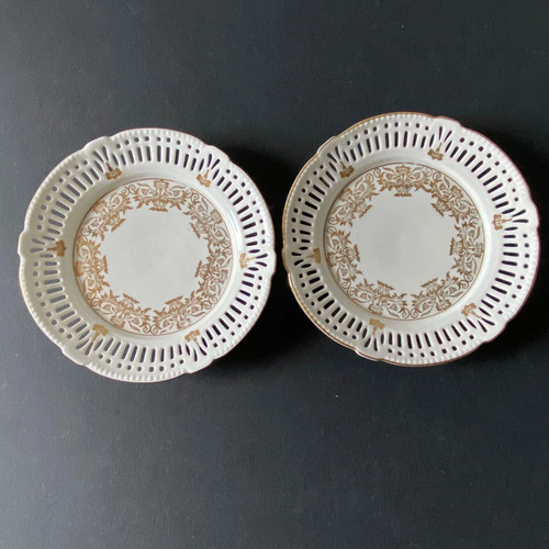 Ancien soucoupes en - 2,