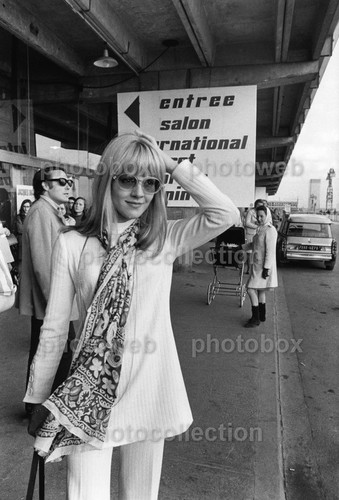 Sylvie vartan exclusive - *,