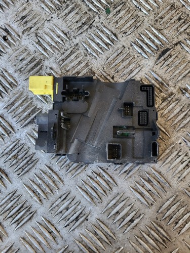 Boitier fusible volkswagen - boitier,