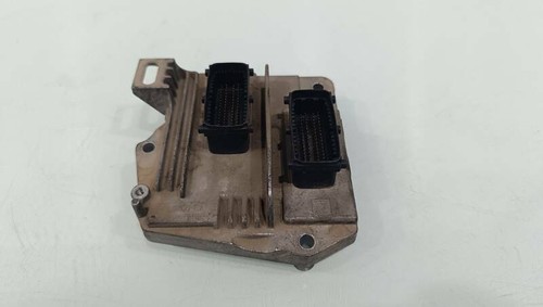 12230740 boîtier moteur uce