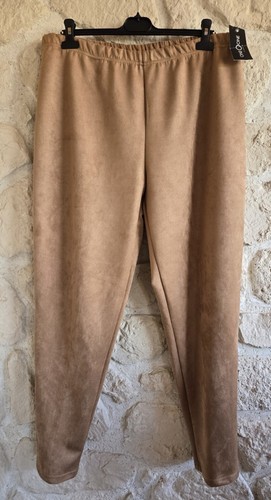 Pantalon marron toucher peau