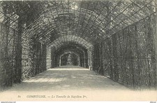 60 - Compiègne - La Tonnelle de Napoléon 1er - postcard - new card - see scans Re
