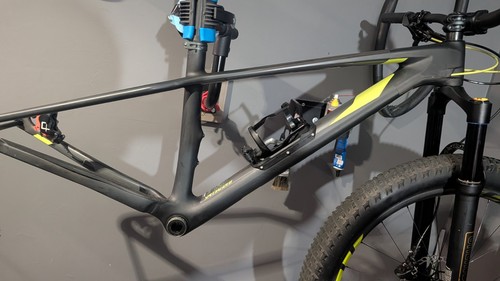 Specialized works fuse - works,