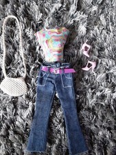 Vêtements Barbie 