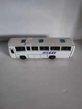 CORGI BUS PLAXTONS PARAMOUNT