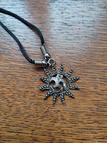 Pendentif soleil symbole - pendentif, et