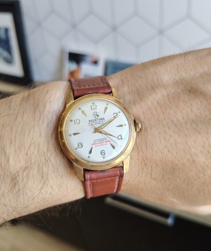 Montre rare mécanique vintage