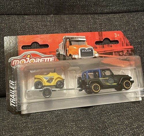 Miniature majorette jeep - miniature,