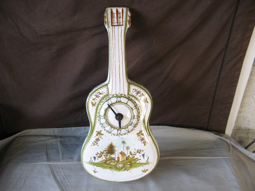 Jolie mandoline guitare - jolie,