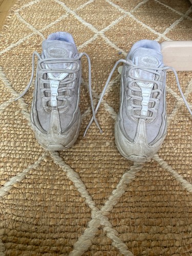 Chaussure bonne état nike air - bonne,