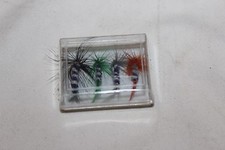 4 pcs MOUCHES SÈCHES RELIÉES