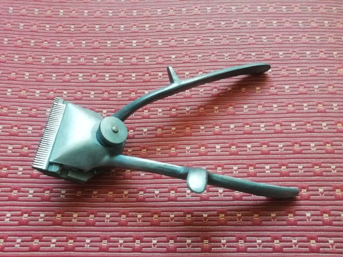 Ancienne tondeuse coiffeur - de,