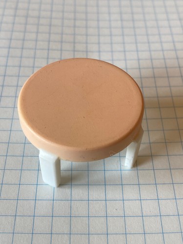 Petite table maison poupee - petite,