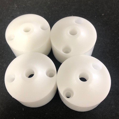 Replacement poly centering - replacement,