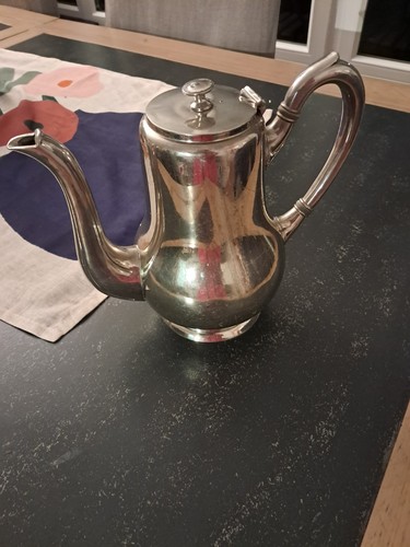 Théière ancienne metal - ancienne,