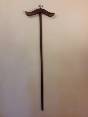 Ancien porte manteau - porte, en