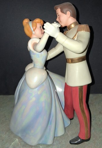 Wdcc disney cinderella - wdcc,