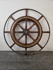 Ancienne grande barre à roue de bateau - Antiquité de marine