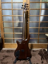 IBANEZ SR755WNF 5 cordes / guitare basse électrique avec HC