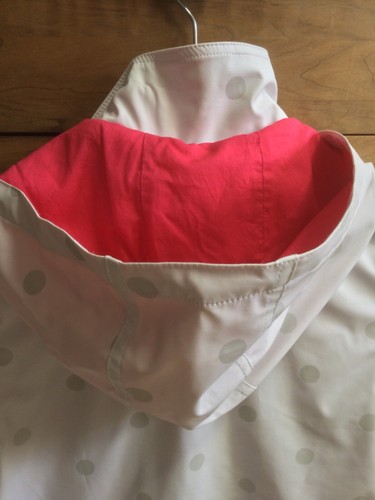 Imperméable capuche à - à,