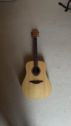 Guitare acoustique - guitare,