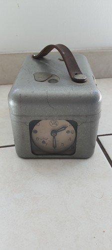 Ancien constateur pour pigeon - constateur,