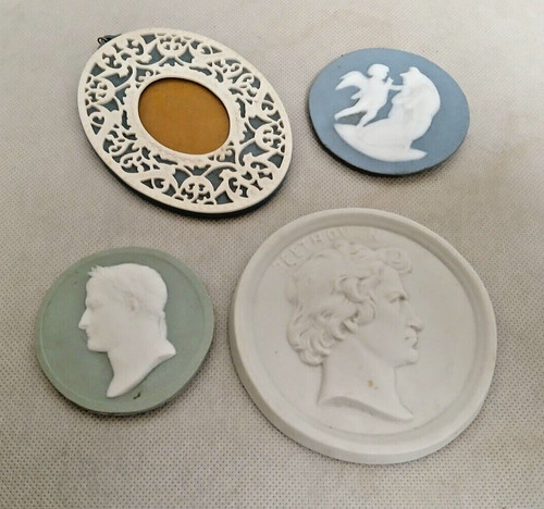 Lot médaillons divers - lot,
