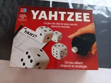 YAHTZEE MB. Règle de jeu Et Bloc Neuf En Français 🎲🎲🎲🎲🎲🎲🎲🎲🎲🎲🎲🎲1982.