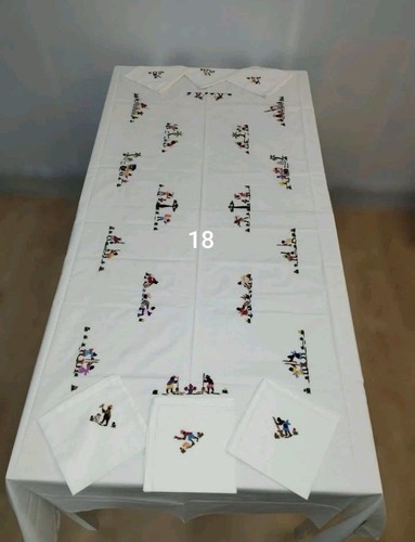 Nappe table brodées - nappe,