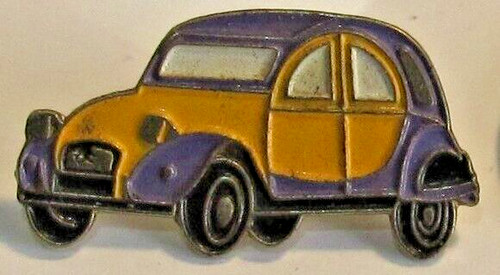 Pin voiture violette - 2,