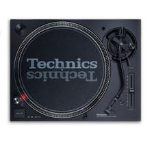 Technics SL-1200 MK7