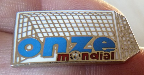Beau pin sport - beau, pin's
