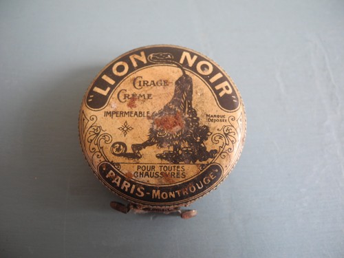 Ancienne boîte cirage lion - boîte,