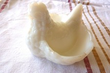 Poule sel/poivre en opaline de