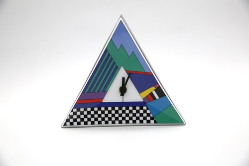 Horloge triangulaire - horloge,