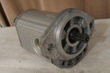 NEW, Old Stock Casappa 9-Tooth Splined Hydraulic Pump PLP20.4-03S1-ZOF/0