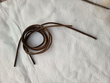 paire de lacets en cuir pour