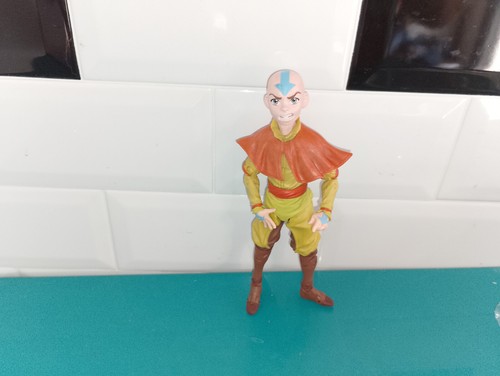 2809242 figurine avatar the - figurine,