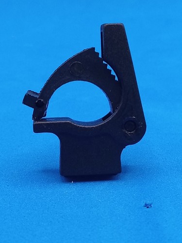 Tonearm rest and - tonearm, rega